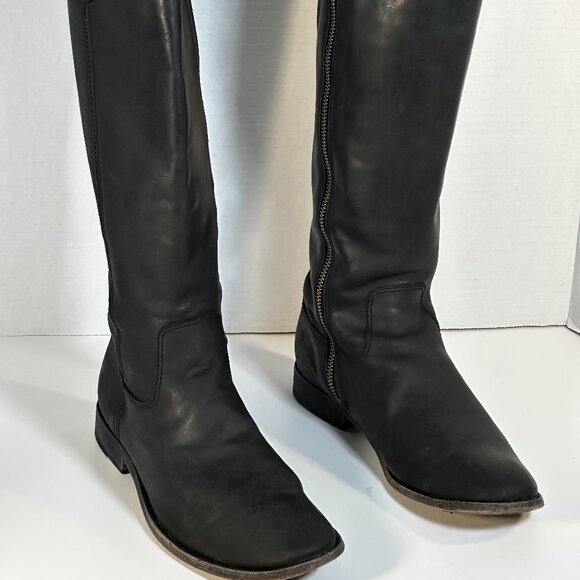 Women's size 8 Frye Boots - Picture 2 of 16